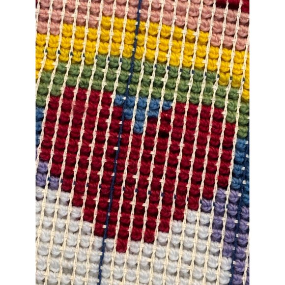 Completed Sunshine Rainbow Heart Latch Hook Rug 12x12 WonderArt - Picture 9 of 11